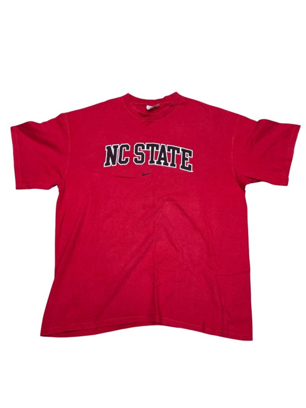 Vintage Nike NC State Red Graphic T-Shirt XL 100% Cotton Casual Short Sleeve Tee